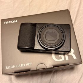RICOH GR IIIx HDF ケース、ストラップ、電池2個付き！
