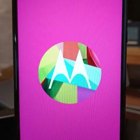 Motorola moto g7 power XT1955-7 本体SIMフリー