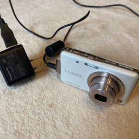 Panasonic LUMIX DMC-FX80 コンパクトデジタルカメラ