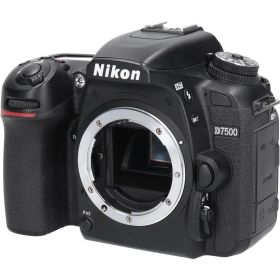 Ｄ７５００