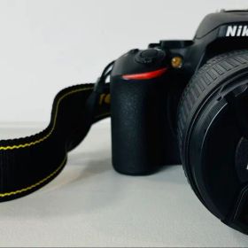 Nikon D5600 18-140 VR Kit 美品 付属品完備