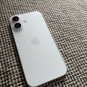 【お値下げ相談可‼️】Apple iPhone 16 本体 ホワイト