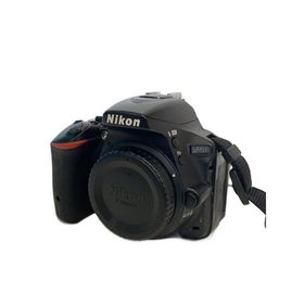 Nikon◆デジタル一眼カメラ D5500 ボディ//