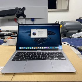 Apple MacBook Air 13-inch 2020 本体