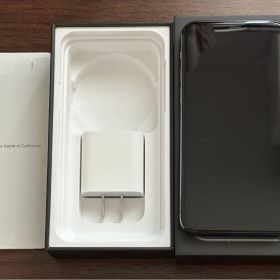 iPhone 11 Pro 64GB ミッドナイトグリーン iOS16.03