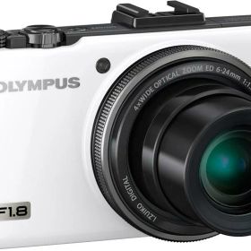 【中古】OLYMPUS デジタルカメラ XZ-1 ホワイト 1000万画素 1/1.63型高感度CCD 大口径F1.8 i.ZUIKO DIGITALレンズ 3.0型有機ELディスプレイ XZ-1 WHT