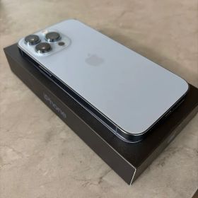 iPhone13PRO SIMフリー