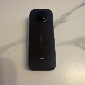 【極美品】Insta360 X3 本体 純正ケース