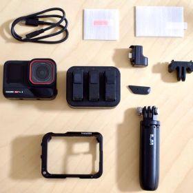 Insta360 Ace Pro 2 本体 他アクセサリー