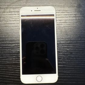 【即日発送】Apple iPhone8 64GB シルバー