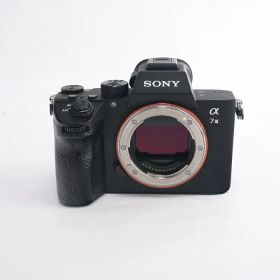 【中古】 (ソニー) SONY α7 III (ILCE-7M3) ボディ【中古カメラ デジタル一眼】 ランク：B