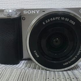 SONY α6000 SELP1650付き
