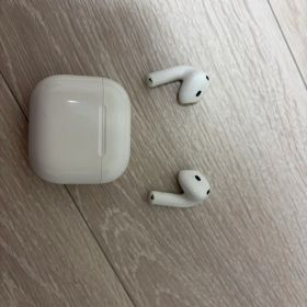 Apple AirPods 4 本体 ホワイト ノイズキャンセリング搭載