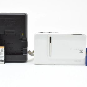 富士フィルム Fujifilm Finepix Z300 (ホワイト）コンパクトデジタルカメラ 3077
