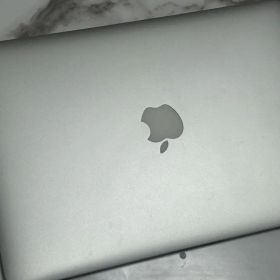 値下げ可 Apple MacBook Air 13-inch 2017 と充電器