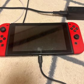 Nintendo Switch 本体 ネオンレッド