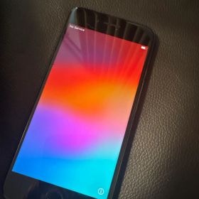 Apple iPhoneSE 第二世代64GBブラック 本体