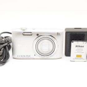 【美品】Nikon Coolpix S3600 クリスタルシルバー デジカメ