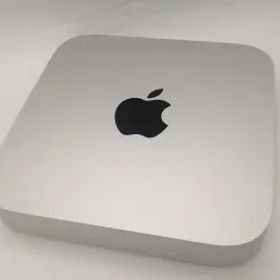 【中古】Apple Mac mini M2(CPU:8C/GPU:10C) 8GB/256GB MMFJ3J/A (M2,2023)【広島本通】保証期間１ヶ月【ランクA】