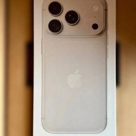 iPhone 18 Pro 256GB シルバー 新品未開封 Apple