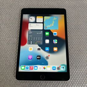 1508極美品新品級☆電池ほぼ新品☆iPad mini4 16GB SIMフリー