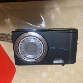 CASIO EXILIM デジタルカメラ EX-zs5