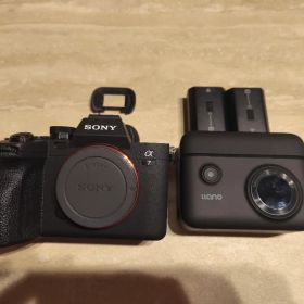 【美品】SONY α7 IV ミラーレス一眼 本体 ILCE-7M4