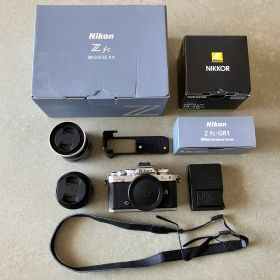 Nikon Z fc 28/2.8 SE Kit + ズームレンズ