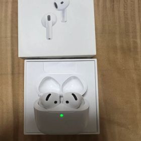 Apple AirPods 4 ANC