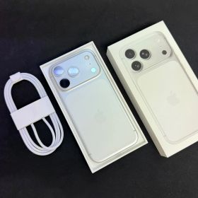バッテリー98% iPhone 17Pro 256GB シルバー Apple版 SIMフリー