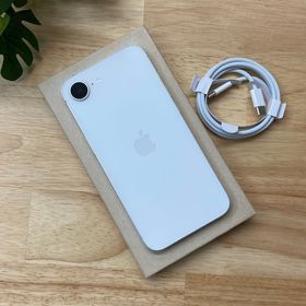 バッテリー100% iPhone 16e 128GB ホワイト 国内版 SIMフリー送料無料