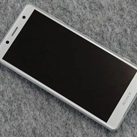 SONY XPERIA XZ2 compact SO-05K ホワイトシルバー ソニー エクスペリアXZ2 コンパクト 判定〇 通電確認済み ①