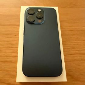 【美品】iPhone 15 Pro 256GB ブルーチタニウム（SIMフリー）