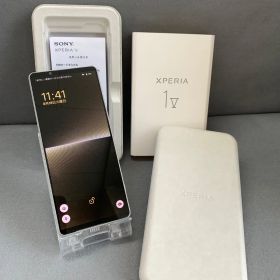 超美品 SIMフリー ソニー Xperia1V 512GB ROM 16GB RAM XQ-DQ44 プラチナシルバー色