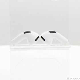 〔中古〕Apple(アップル) AirPods 4 アクティブノイズキャンセリング搭載 MXP93J／A〔269-ud〕