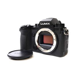 LUMIX DC-S5 ボディ