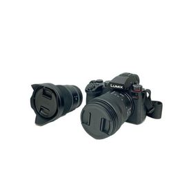 Panasonic◆デジタル一眼カメラ LUMIX DC-S5M2W ダブルレンズキット DC-S5M2W-K//