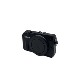 CANON◆デジタル一眼カメラ EOS M ダブルレンズキット [ブラック]//