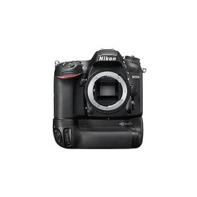Nikon デジタル一眼レフカメラ D7200 バッテリーパックキット D7200BPK(中古品)