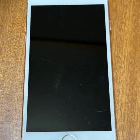 Apple iPhone 8 ゴールド 本体 ジャンク品