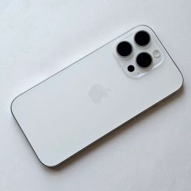 【美品】iPhone 16 Pro 128GB ホワイトチタニウム SIMフリー
