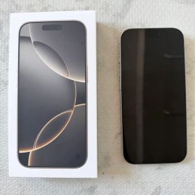【極美品】Apple iPhone 16 Pro 本体 128GB 90%