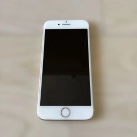 Apple iPhone 7 Gold 本体