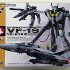 1/72 超時空要塞マクロス VF-1Sバルキリー ロイ・フォッカー機 BANDAI