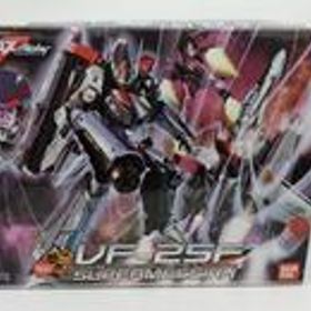 1/72スーパーメサイアバルキリーアルト機 マクロスフロンティア