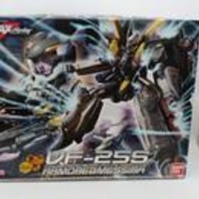 マクロスフロンティア 1/72 アーマードメサイアバルキリーアルト機 BANDAI