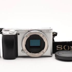 α6400 中古 57,200円 | ネット最安値の価格比較 プライスランク