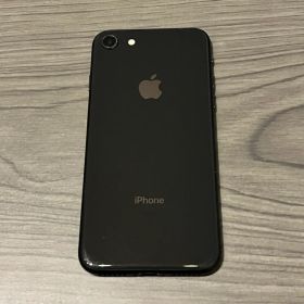 iPhone８ 64㎇