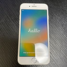 Apple iPhone 8 ホワイト 本体