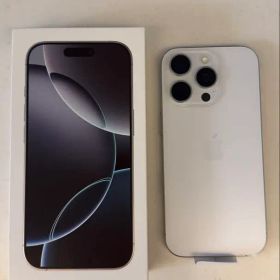 【極美品】Apple iPhone 16 Pro 256GB